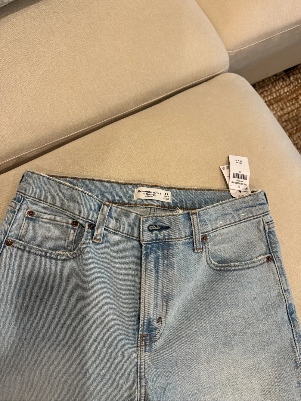 Abercrombie & Fitch Light Blue Straight Leg Jeans with Knee Rip - Picture 2 of 3